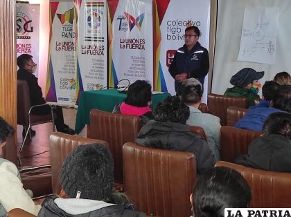 Defensoría de Oruro durante las actividades previas a la encuesta /Cortesía