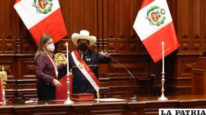 Pedro Castillo cuando asumió la Presidencia del Perú /EFE