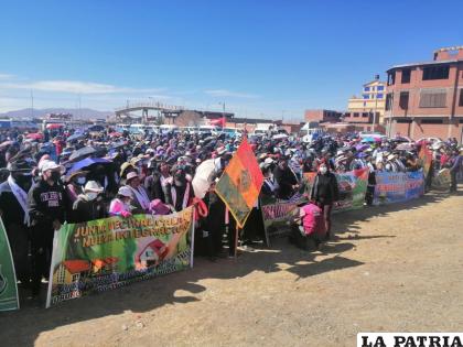 Vecinos participarán del desfile de teas /LA PATRIA
