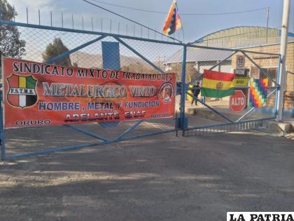 Los trabajadores de Vinto están en estado de emergencia /LA PATRIA
