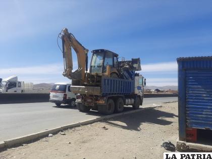 El camión transitaba por la avenida 24 de Junio 
/LA PATRIA
