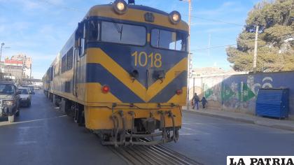 La colisión se registró ayer en la avenida 6 de Agosto y Montesinos /LA PATRIA
