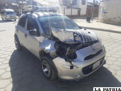 El motorizado terminó de esta manera tras la colisión 
/LA PATRIA
