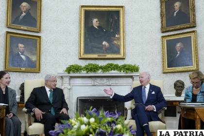 El presidente Joe Biden, en reunión con el presidente de México, Andrés Manuel López Obrador /Foto AP/Susan Walsh