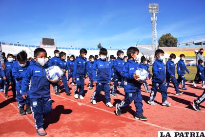 La falta de escenarios deportivos es una constante en la División Infantojuvenil /LA PATRIA