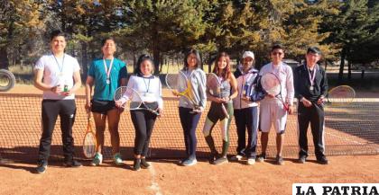 Volvió la actividad deportiva a la FNI con la disciplina del tenis /LA PATRIA