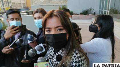 La viceministra de Comunicación aseguró que las actividades en Santa Cruz fueron “normales” 
/Erbol