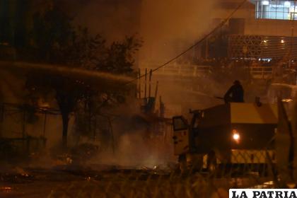 Se utilizó un carro Neptuno para apaliar el desastre /APG
