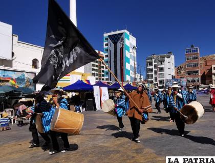 Jóvenes intentan recuperar la tradición de la música andina / LA PATRIA
