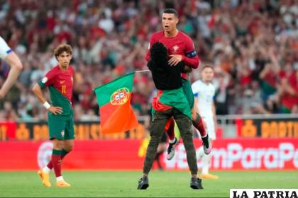 CR7 es una de las personalidades más reconocidas en Portugal /infobae.com