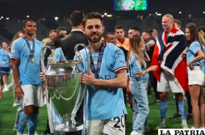 Bernardo Silva es uno de los que interesa al PSG /infobae.com