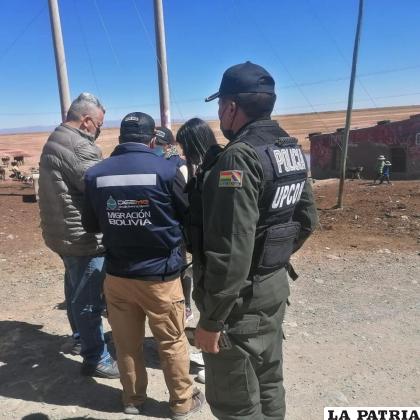 La Policía y Migración realizan operativos constantemente /Cortesía
