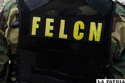 Chaleco policial de la Felcn /Referencial