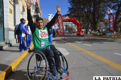 Daniel Villcarani fue el primero en llegar al punto de meta /LA PATRIA