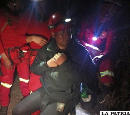  Jonathan fue socorrido por Bomberos /APG