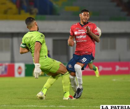 Wilstermann sigue sumando puntos para alejarse del descenso /APG
