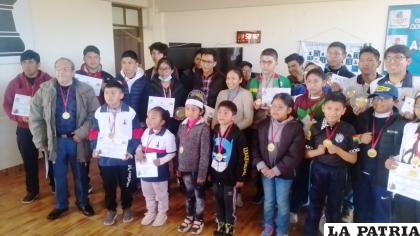 Los ganadores fueron premiados con medallas y reconocimientos /LA PATRIA