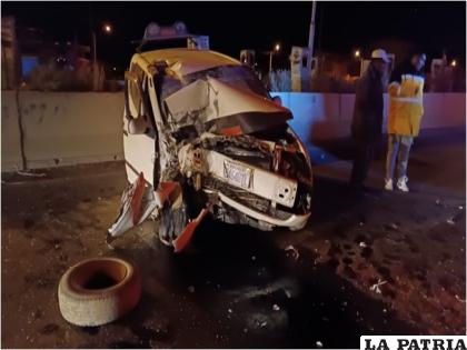 El motorizado quedó destruido tras el impacto /LA PATRIA
