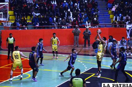 De ganar Carl A-Z rivalizará con Leones de Potosí en semifinales  /LA PATRIA
