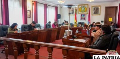 CMO en sesión ordinaria N° 56 /CMO
