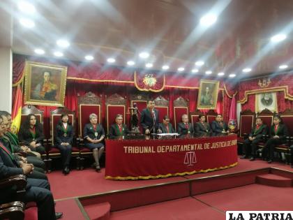 Solemne Sesión de Honor por el Día del Juez Boliviano /LA PATRIA
