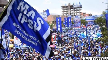 Un anterior ampliado del MAS /RRSS