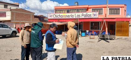 Se entregó notificación por incumplimiento a chicharronerías del lugar /LA PATRIA