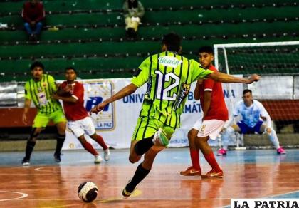 Wolf Sport y Concepción empataron en La Paz 5-5 /FBF