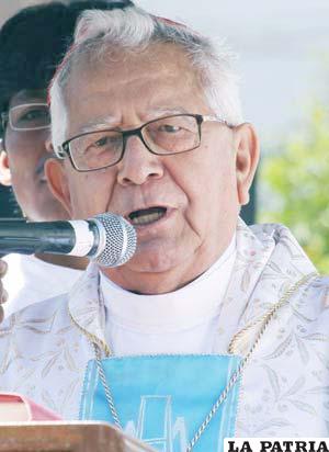 El Cardenal Julio Terrazas, asegura que represión y amenazas no son las formas de combatir la pobreza