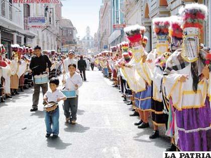 Los chunchos se preparan para peregrinar