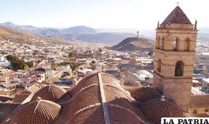 Vista panorámica parcial de la Villa Imperial o ciudad de Potosí