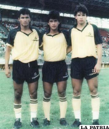 Etcheverry, Ramos y Sánchez, estrellas de fútbol