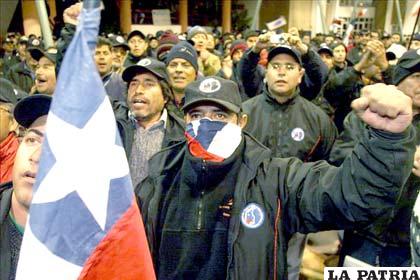 Trabajadores de la mina Escondida ponen fin al paro de 15 días