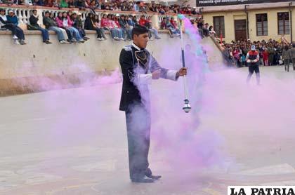 Destreza del guaripolero del Colegio Guido Villagómez