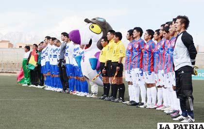 La Paz FC y San José, jugaron por primera vez en el estadio Los Andes