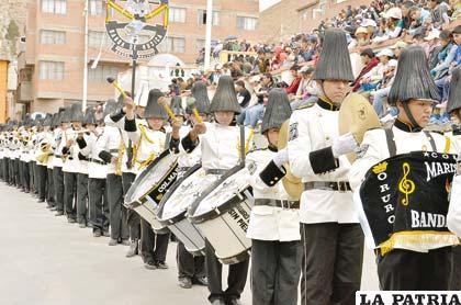 Banda de música del Colegio Mariscal Sucre