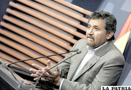 Ministro de Comunicación, Iván Canelas