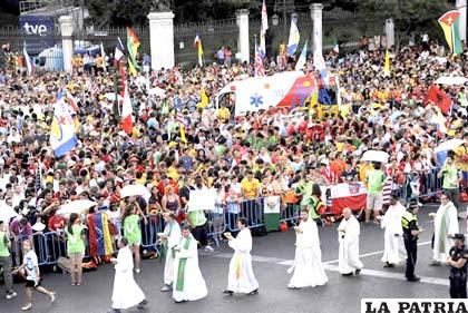 Miles de jóvenes procedentes de multitud de países inundaron las calles de Madrid