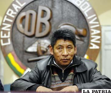 Máximo dirigente de la Central Obrera Boliviana, Pedro Montes