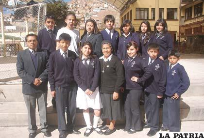 Estudiantes que representarán a Oruro en Olimpiadas Internacionales de Matemáticas