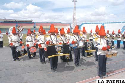 Banda estudiantil Litoral de Caracollo, estuvo presente en el concurso de bandas