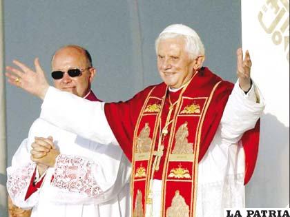 Benedicto XVI preside Jornada Mundial de la Juventud en España