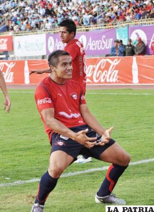 Pablo Olmedo celebra el gol del empate