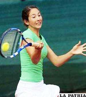 Nabila Farah, tenista boliviana