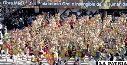 El Carnaval de Oruro es la máxima expresión del folklore e identidad de los bolivianos