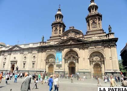 Una de las estampas del casco viejo de Santiago de Chile