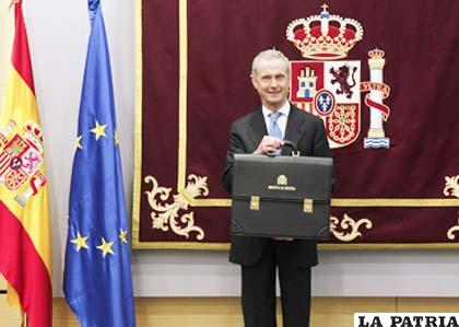 Pedro Morenés, ministro español de Defensa, preocupado por la situación actual de Africa y de Latinoamérica