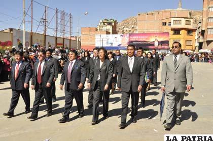 Autoridades de educación participaron en el desfile cívico del nivel inicial