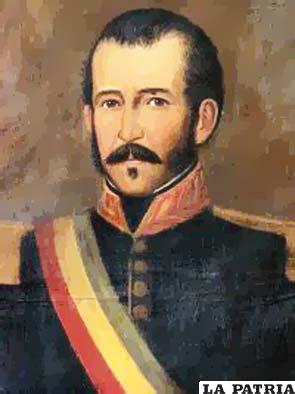 5. PEDRO BLANCO SOTO 
Nació en Cochabamba el 19 de octubre de 1795 y fue asesinado en Sucre, el 1 de enero de 1829.
Fue elegido provisionalmente el 26 de diciembre de 1828 por la Asamblea General, hasta que fue derrocado cinco días después el 1 de enero de 1829. Su muerte lo puso en el primer plano de los acontecimientos suscitados por los intereses anexionistas de parte del general peruano Gamarra. Santa Cruz, quien tenía la misma idea, supo esperar y tuvo mayor tacto político que el general cusqueño para lograr un proceso real de integración entre Bolivia y Perú.
Entre los muchos hombres que pensaban como ellos estaba Pedro Blanco que en su momento fue un oscuro militar manejado por los peruanos.