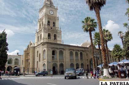 La histórica Catedral de Cochabamba